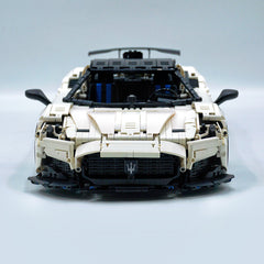 1:8 Maserati MC20 | White and Black Custom Edition (3500+ PCS)