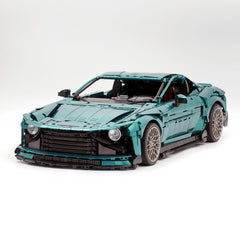 1:8 Aston Martin Valour | RC British Hypercar | Emerald Green Pearlescent Paint Edition (3828 PCS) - BAV BRICK