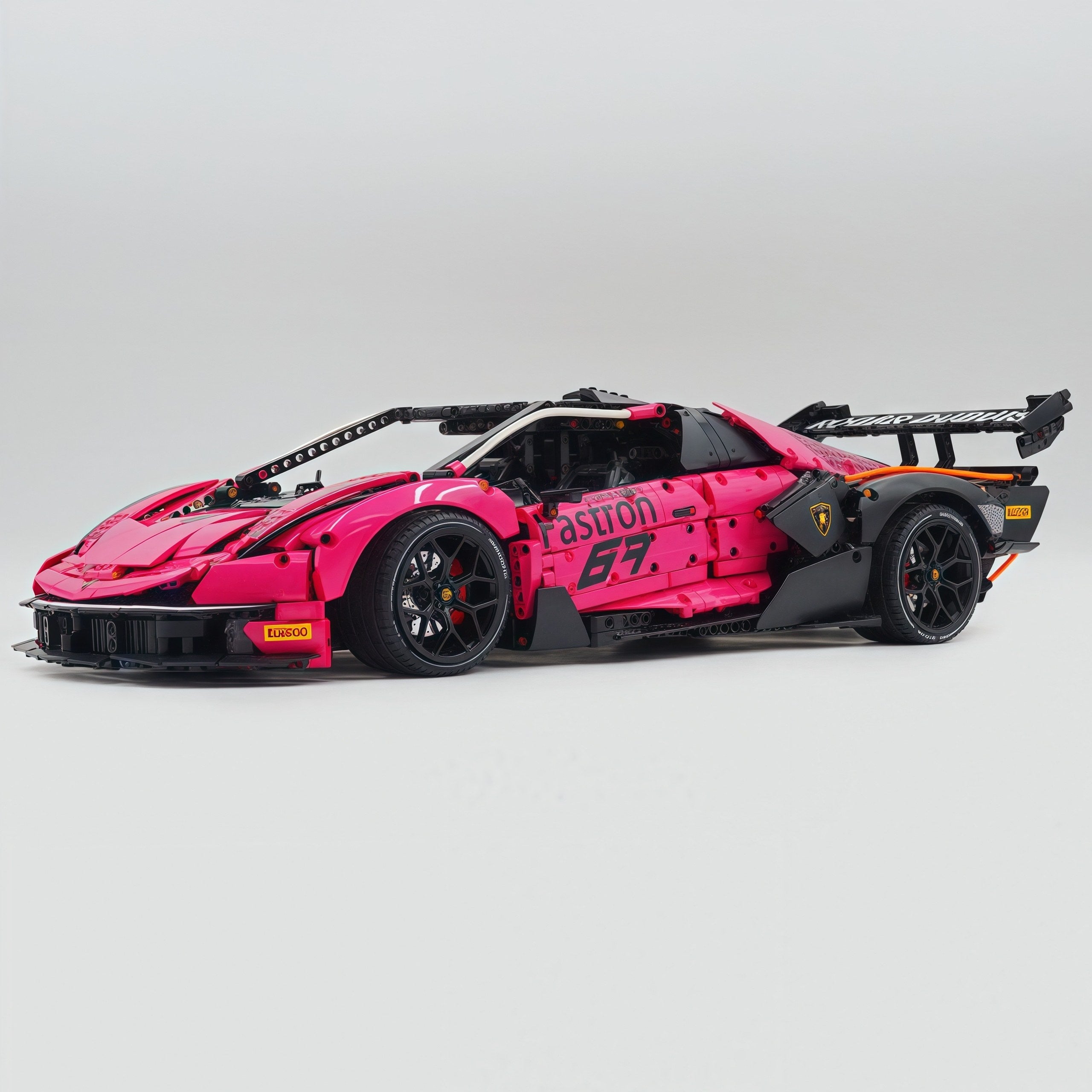 1: 8 The Ultimate Lamborghini Essenza SCV12, Pearlescent Macarons Limited Edition (4100+PCS)