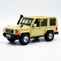 Toyota Land Cruiser | Officially Licensed Off-Road Legend | Container Display Case (536 PCS)
