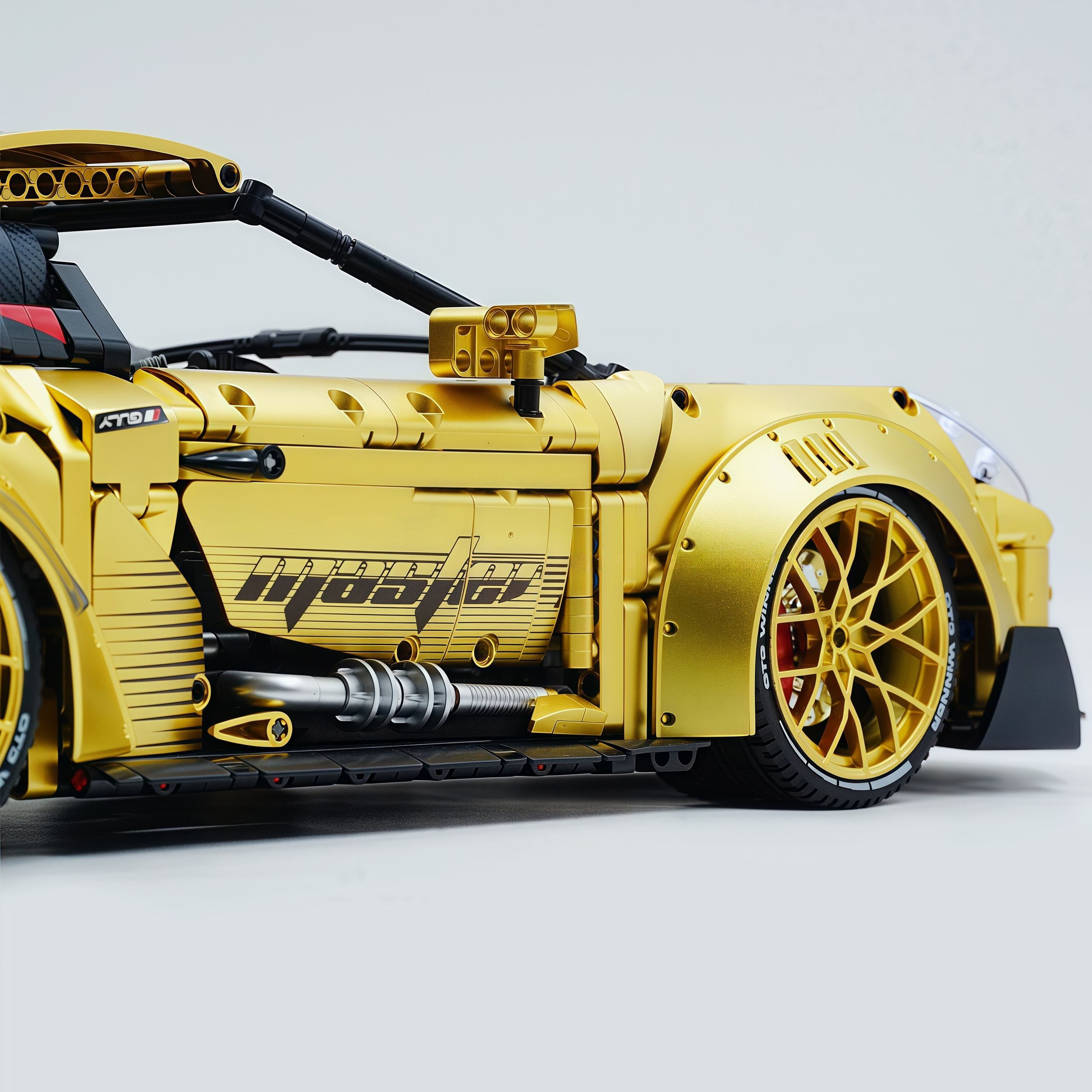 1:8 Porsche GT3 RS Gold Concept | Dual mode switching | 3824+PCS