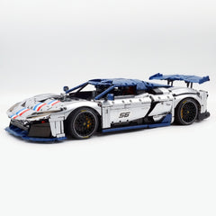 1:8 The Ultimate FERRARI F80 | Remote Controlled V6 Prancing Horse Hypercar | Silver Limited Edition (3998pcs)