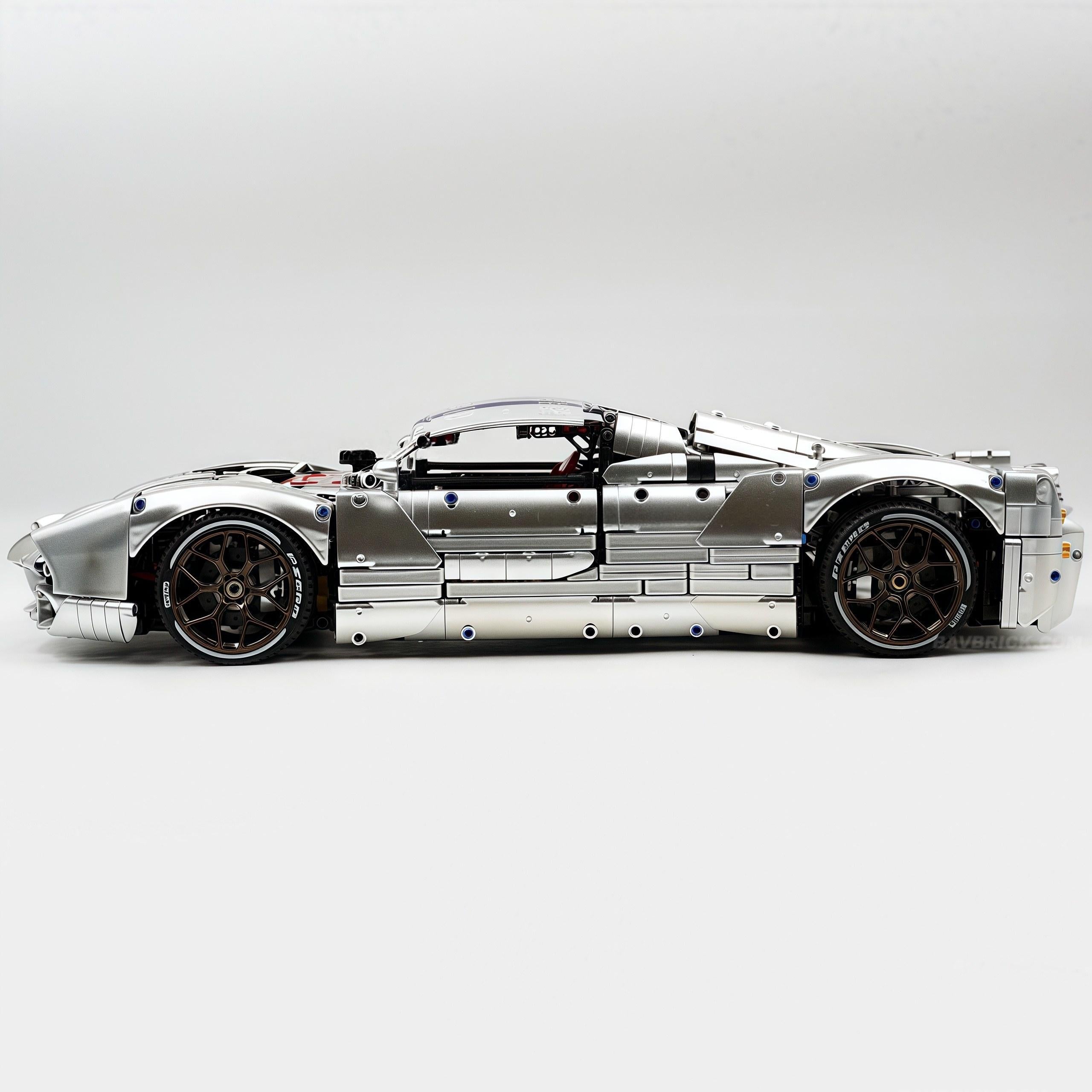 1:8 Pagani Utopia | Sliver Masterpiece | 3428+ PCS