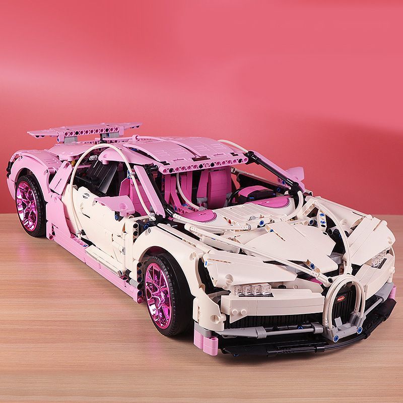 1: 8 Pink Bugatti Veyron Collector's Edition (4031 Pcs) - BAV BRICK