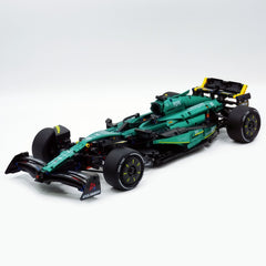 1:8 Aston Martin AMR25 F1 Car (1912 Pcs)