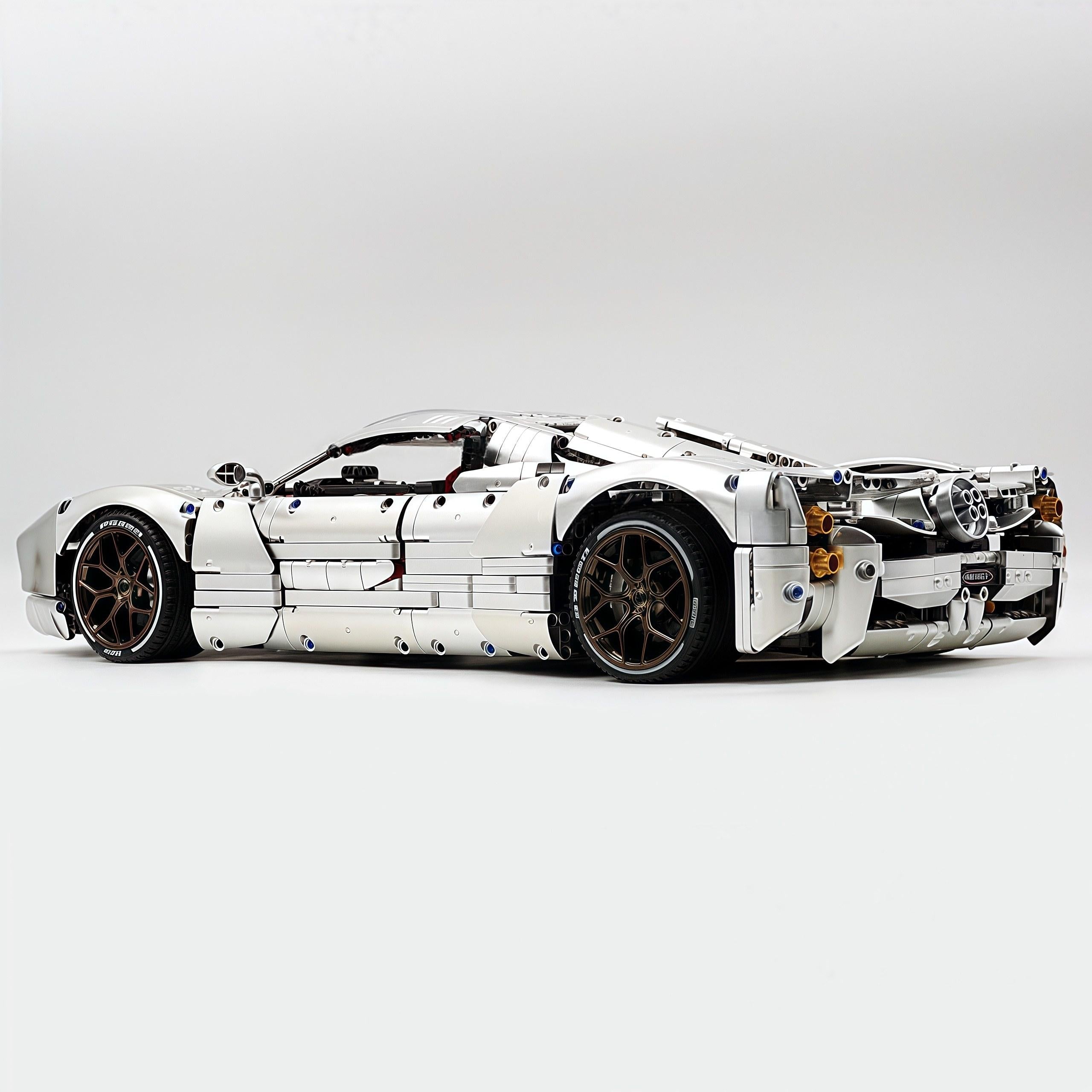 1:8 Pagani Utopia | Sliver Masterpiece | 3428+ PCS