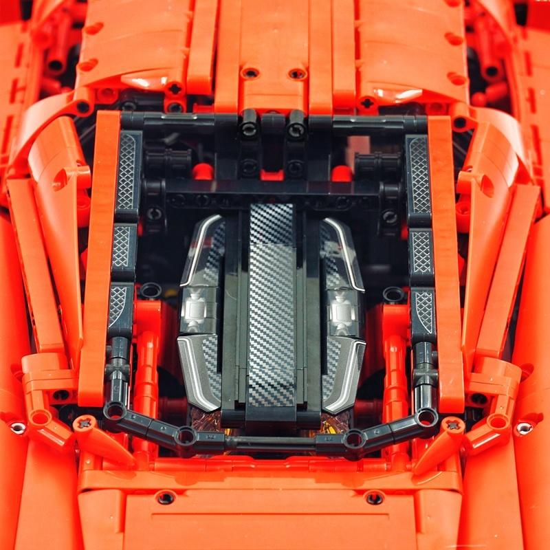 1:8 Rosso Edition Ferrari Enzo Hypercar (4301pcs)