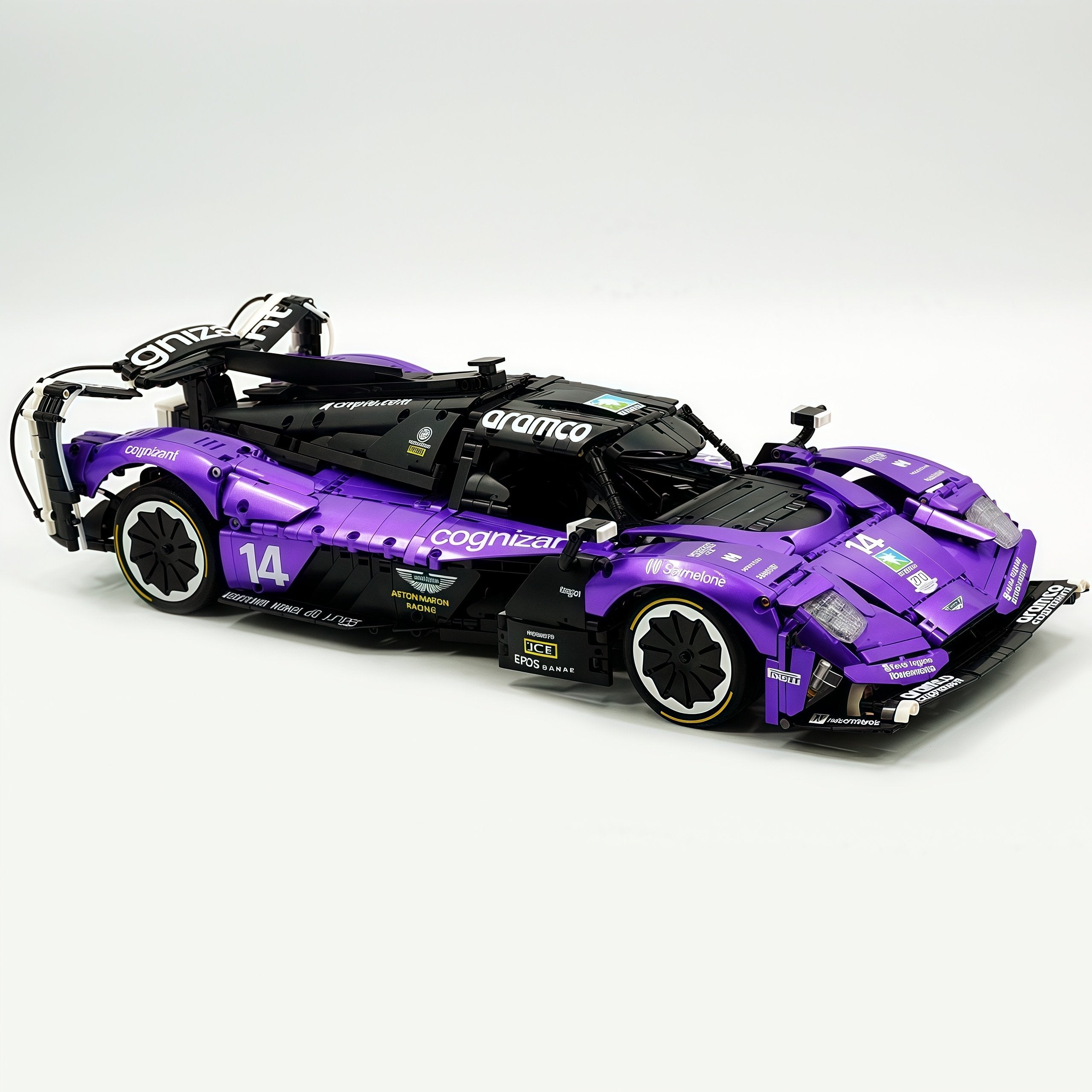 1: 8 Aston Martin Valkyrie Hypercar, Electroplated Purple Customized Version(3869 Pcs)