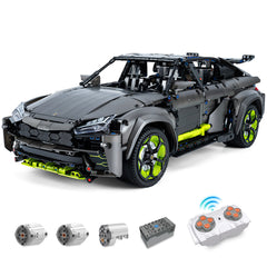 1: 8 Lamborghini URUS SUV with Remote Control, Ultimate Collector's Edition (3251 Pcs) - BAV BRICK