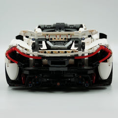 1: 8 The Ultimate McLaren P1 | White Custom Edition(3893 PCS)