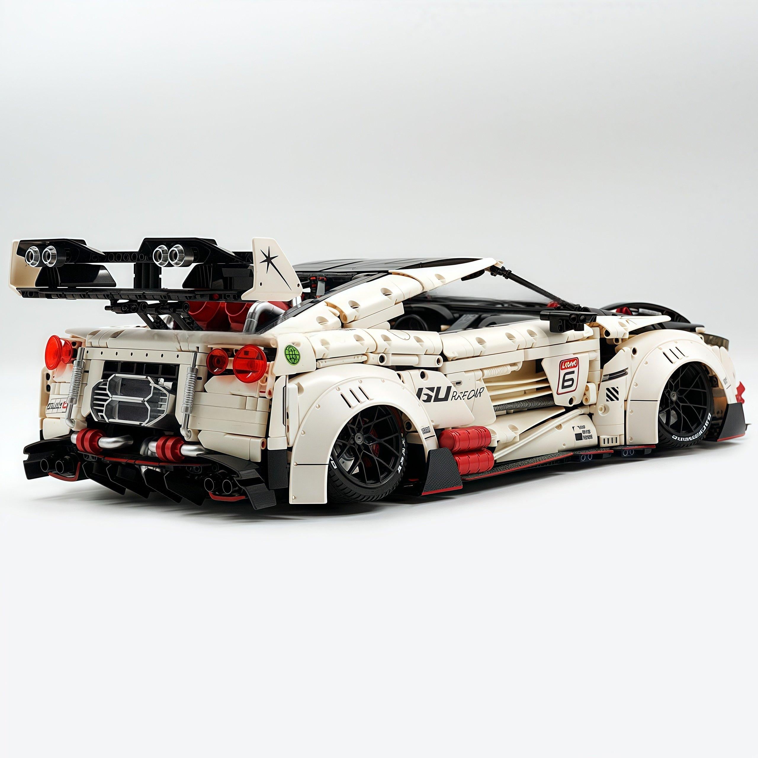 1:8 Nissan GT-R R35 Widebody Edition | White Beast | 3939+ PCS