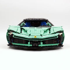 Ferrari SF90XX 1:8, finition rose, édition limitée, la supercar ultime, plus de 12 détails reproduits (4100 exemplaires)