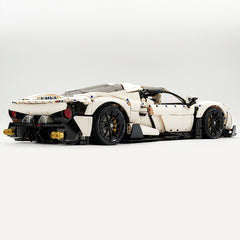 1: 8 Alfa Romeo 33 Stradale Supercar, White Goddess Customized Version (3861 Pcs)