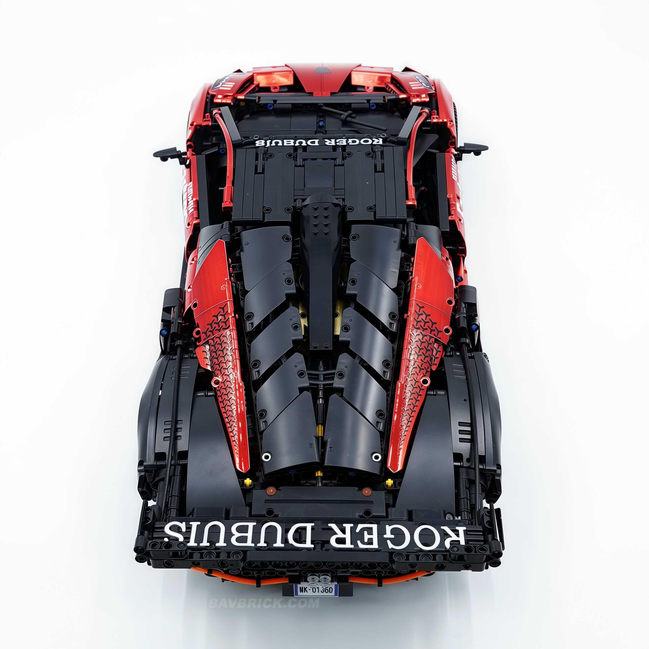 1: 8 The Ultimate Lamborghini Essenza SCV12, Mirror Red Plated Limited Edition (4100+PCS)