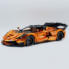 1: 8 LaFerrari FXXK EVO Custom Modified, Orange Gold Color Enamel Paint, Oversized Rear Wing (4739 Pcs)