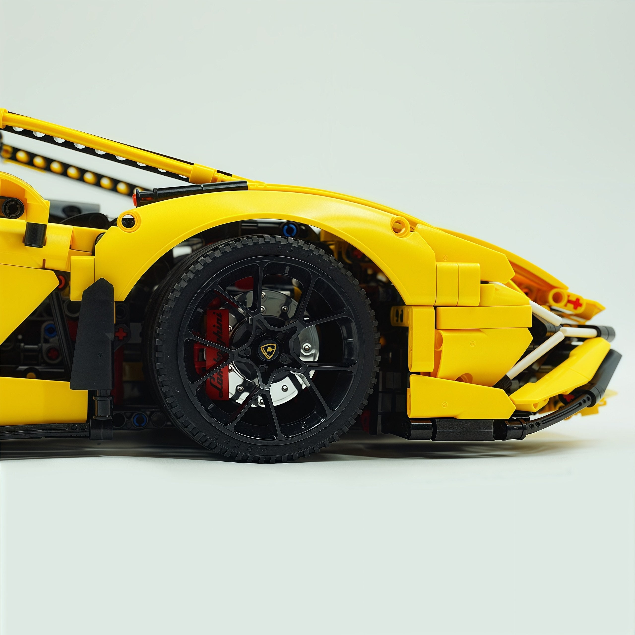 1: 8 Lamborghini Sian Color Change Special Edition(3696 PCS)