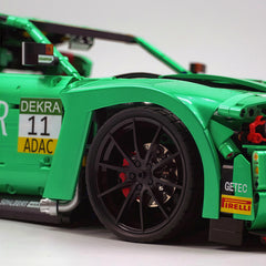 1: 8 BMW M4 GT3 Building Set, Fully Detailed Simulation, Isle of Man Green Custom Edition (4556Pcs)