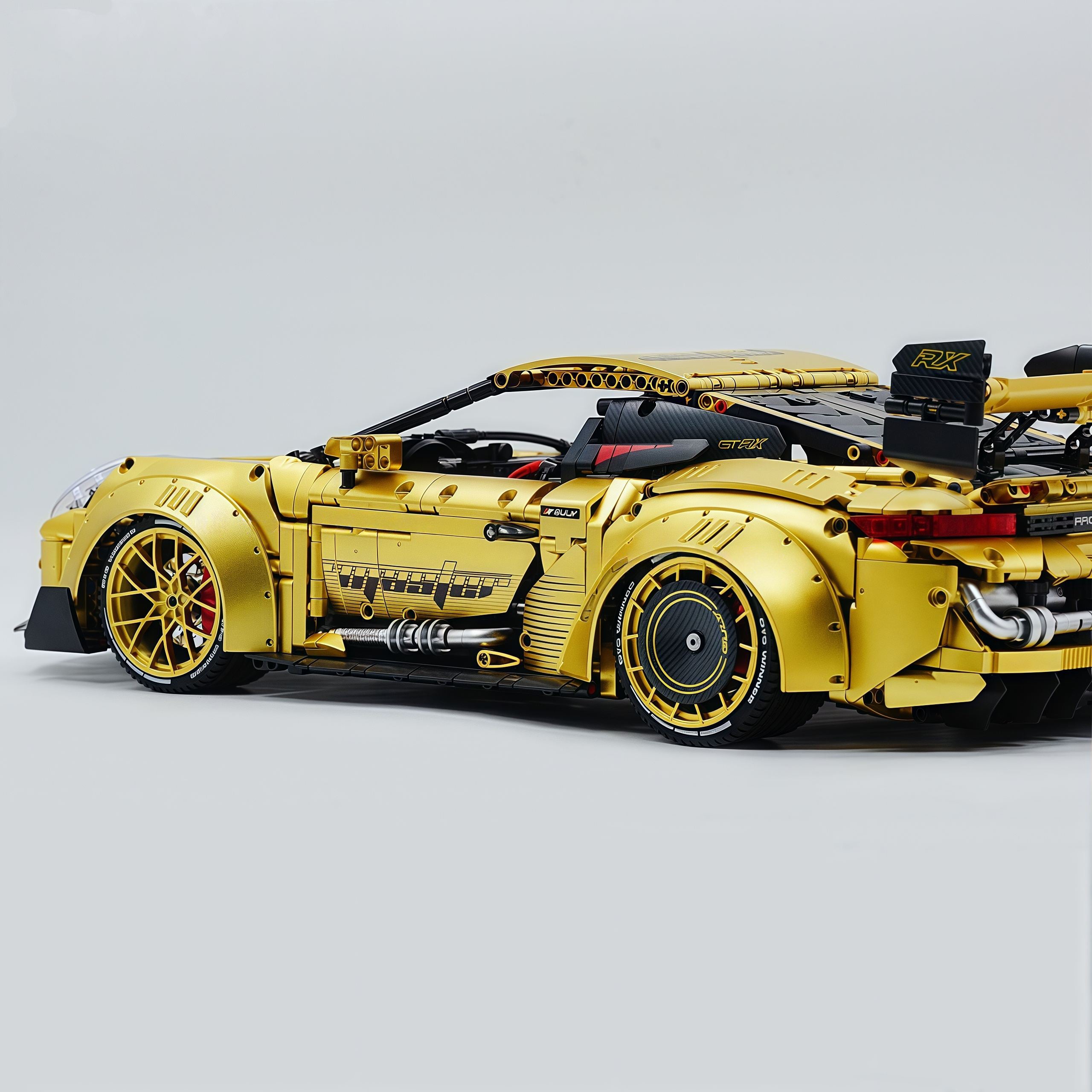 1:8 Porsche GT3 RS Gold Concept | Dual mode switching | 3824+PCS