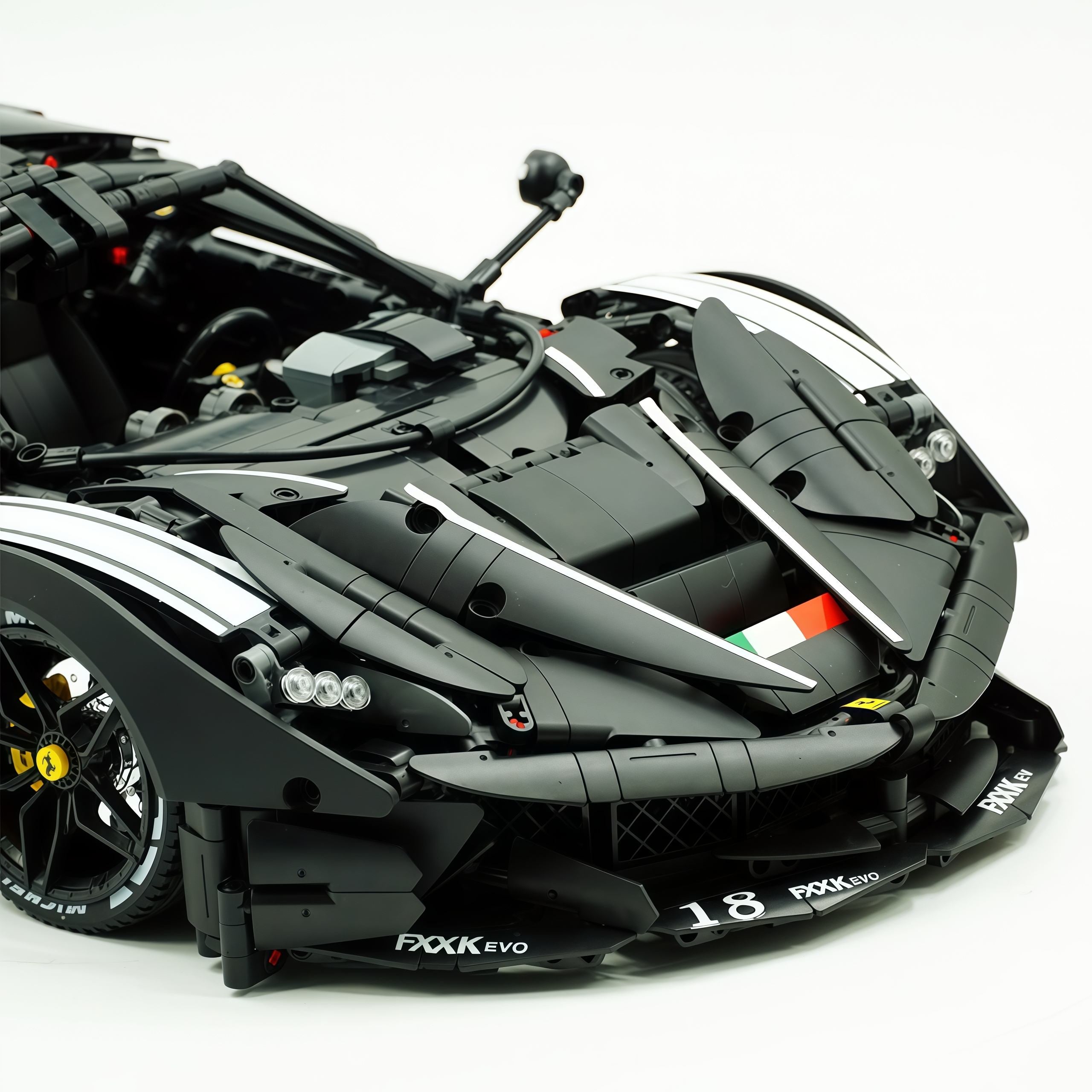 1: 8 LaFerrari FXXK EVO Custom Modified, Matte Black Paint, Oversized Rear Wing (4739 Pcs)