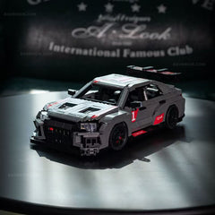 Audi RS3, coche de carreras alemán de carrocería ancha | Incluye 4 estilos de ruedas (1520 piezas)