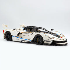1:8 The Ultimate Italian Hybrid Hypercar EVO | White Italian Flagship