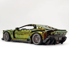 1:8 Aston Martin Valour | RC British Hypercar | Color Changing Metallic Paint Edition (3828 PCS)