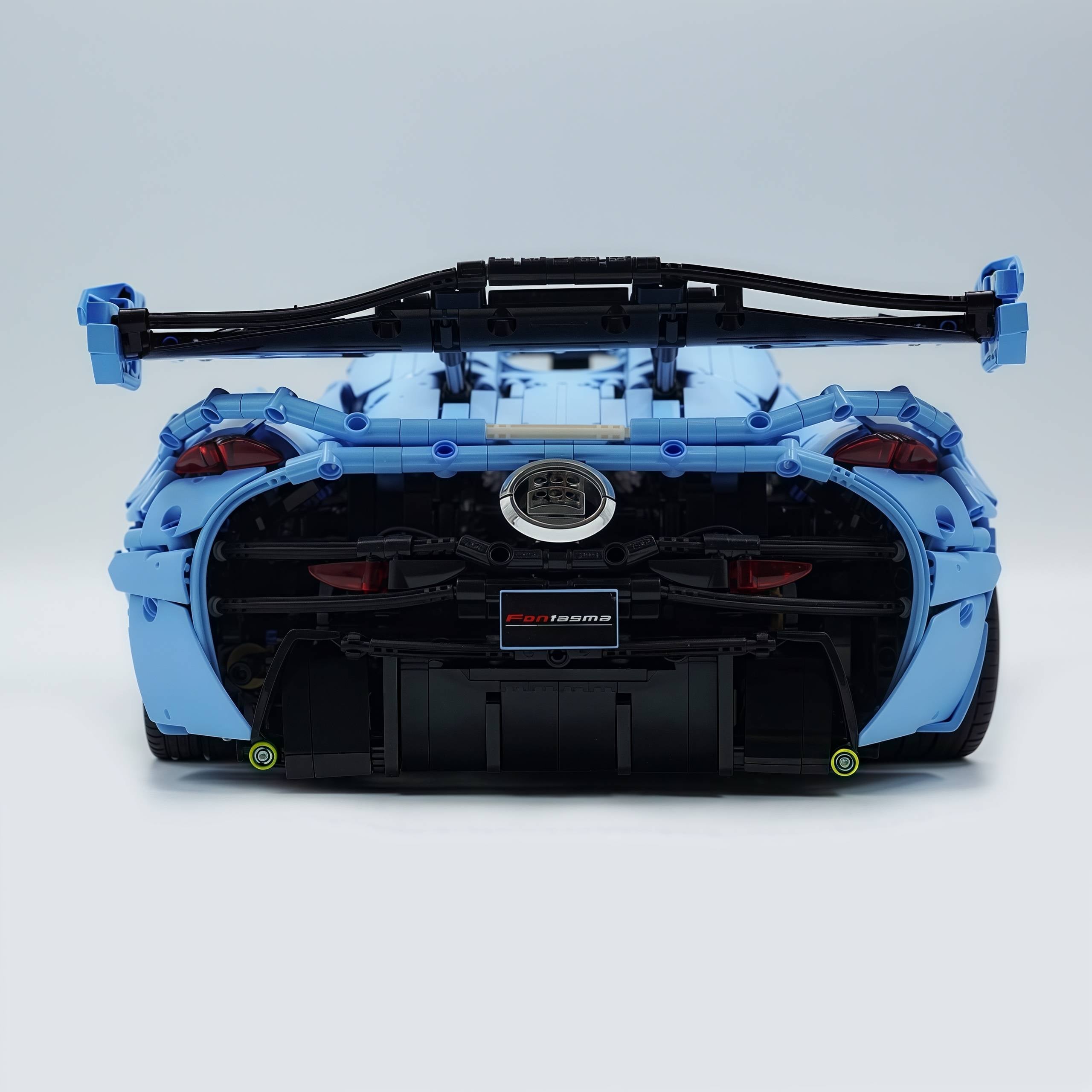 1: 8 Gulf Blue Koenigsegg JESKO, Custom Gulf Blue Limited Edition(4346 PCS)