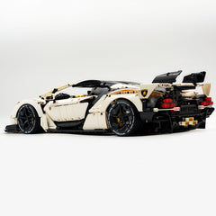 1: 8 Lamborghini One Off: Auténtica, White Goddess Version, Motorized Convertible Switch Mode, Full Vehicle Motorization (3392 Pcs)