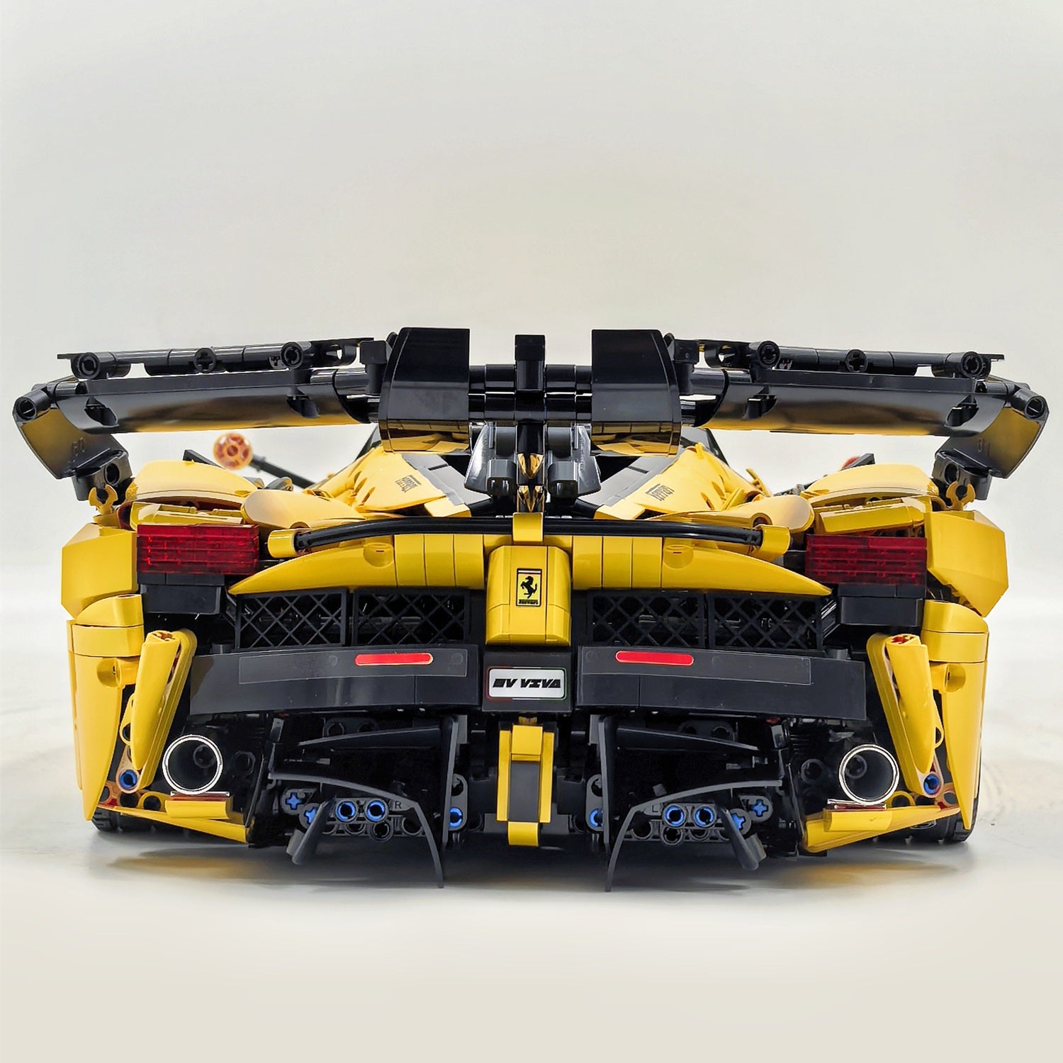 1: 8 LaFerrari FXXK EVO Custom Modified, Yellow Color Enamel Paint, Oversized Rear Wing (4739 Pcs)