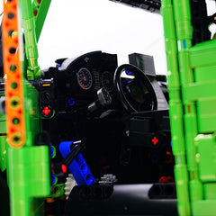 1: 8 Mercedes Benz G 500, Ultimate Maneuver Control Off-Road | Paint Pearlescent Green Custom Edition(3914 Pcs)