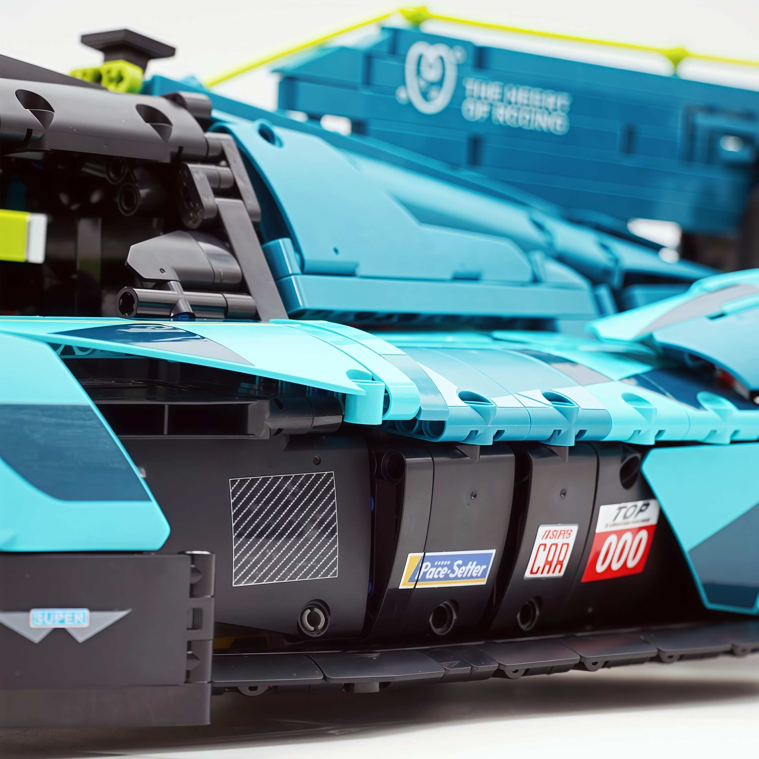 1:8 Aston Martin Valkyrie LM | Remote Controlled 24h British Hypercar | Green Custom Edition(3069pcs) - BAV BRICK