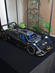 1:8 Devel sixteen V16 | Black Gold Custom Edition | Officially licensed (4016PCS)