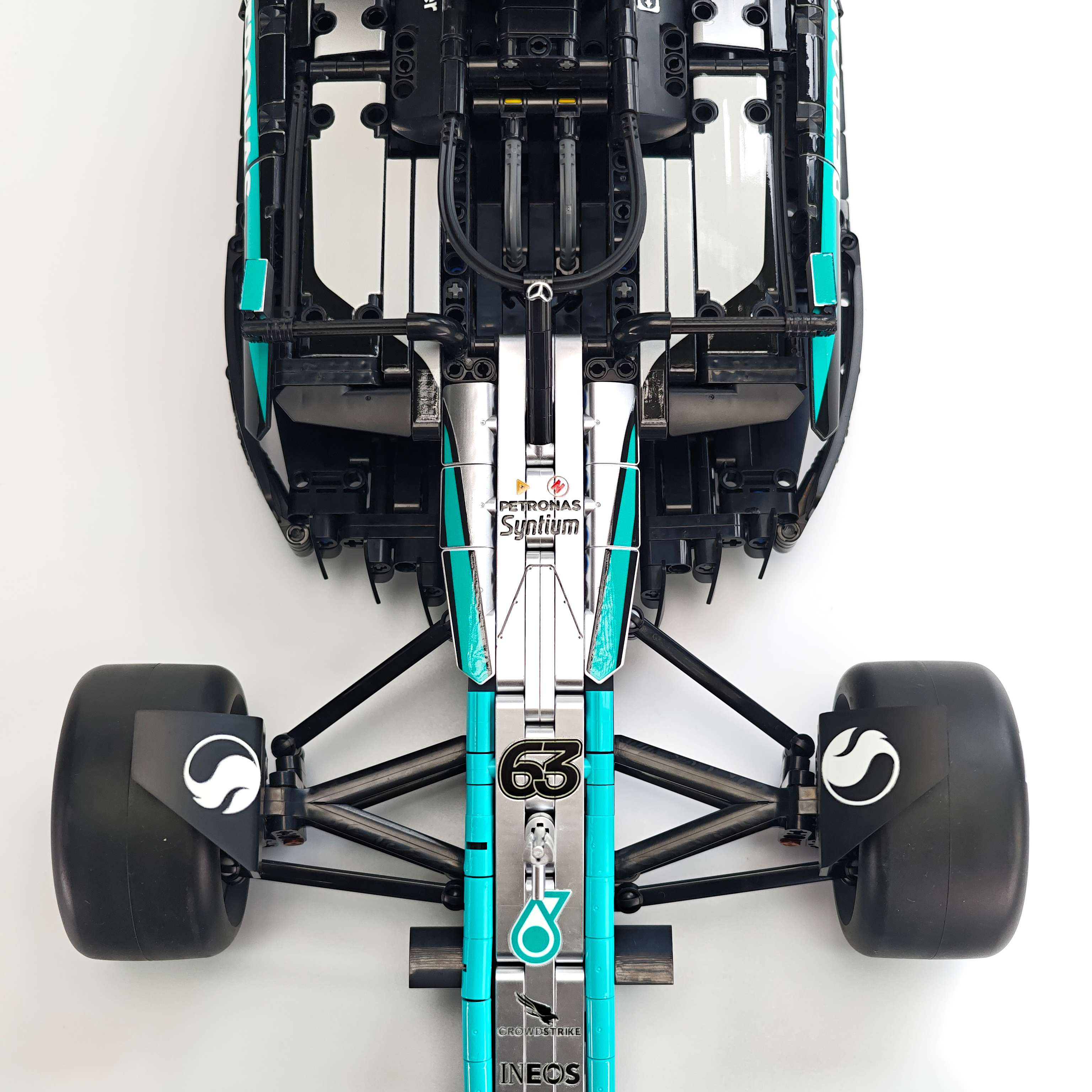 1:8 Mercedes-Benz W16 F1 Racing Car | Exclusive Racing Livery (1887+ PCS) - BAV BRICK