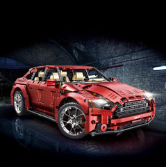 1:8  The Ultimate Aston Martin DBX (3145 Pcs)