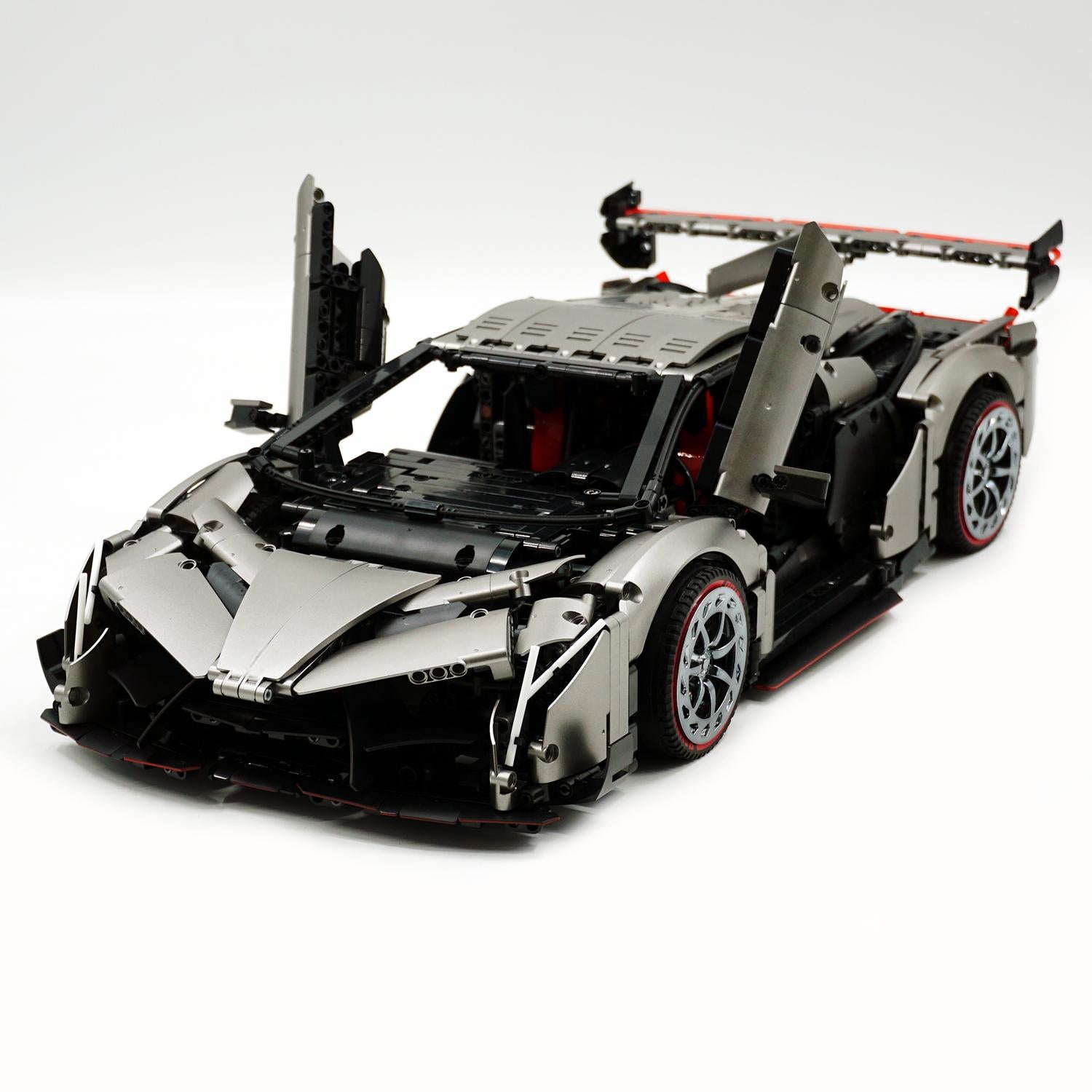 1: 8 Lamborghini VENENO Silver Gray with Remote control, Manual/Electric Air Suspension (4016 Pcs) - BAV BRICK