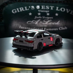 Audi RS3, coche de carreras alemán de carrocería ancha | Incluye 4 estilos de ruedas (1520 piezas)